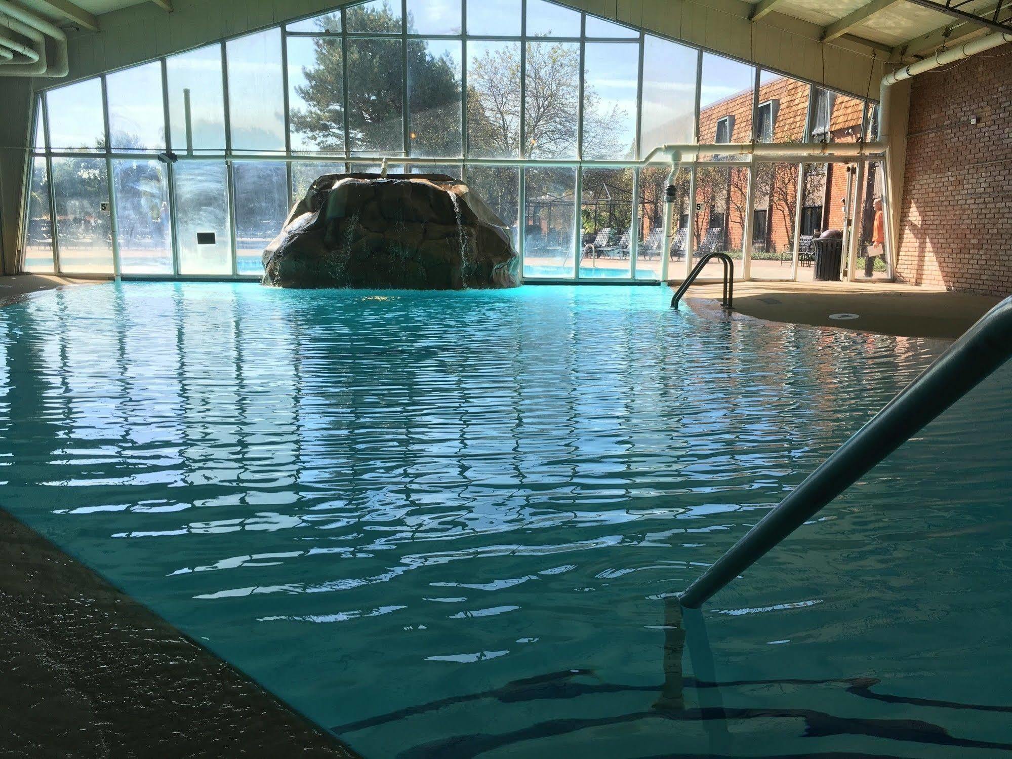 Pheasant Run Resort Сент-Чарлз Екстер'єр фото